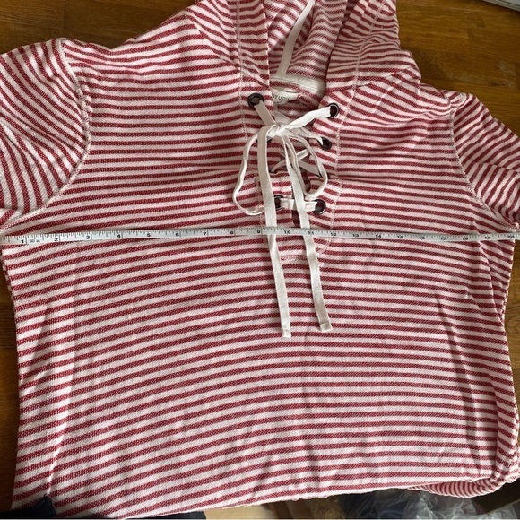 Max Studio Weekend Red White Striped Hoodie Sweater Size Medium - Picture 7 of 8